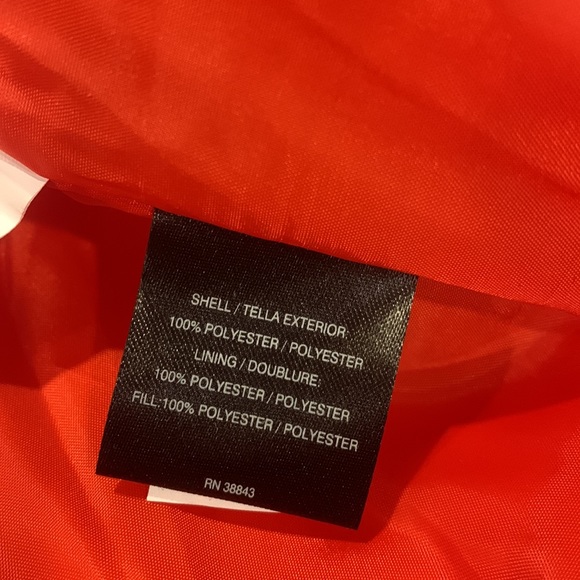 Puffer with Chevron Quilt - Picture 7 of 9